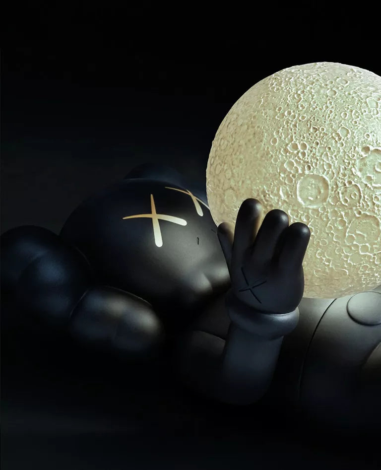 KAWS' lanceert - KAWS: HOLIDAY SHANGHAI